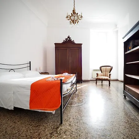 Apartment Dimora Sarzano Acquario - Genovabnb It